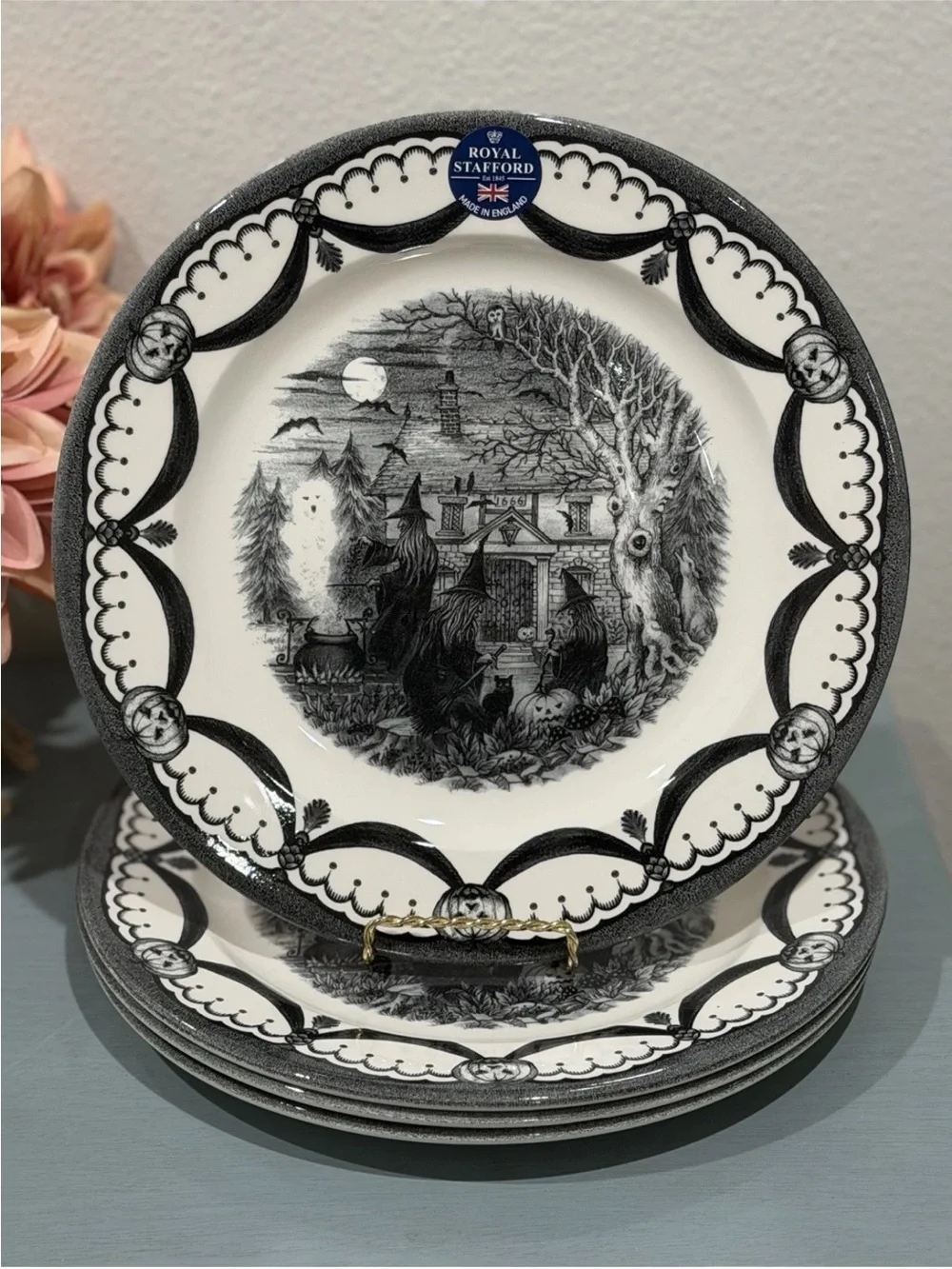 The Witches Coven Dinner Plates By Royal Stafford Halloween 11 Inch Set Of 4 New